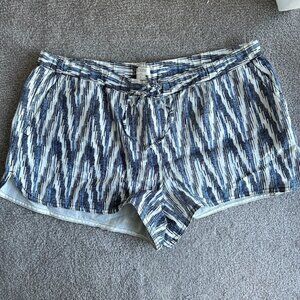 NWT J. Crew Drawstring Shorts in Blue Multi XL